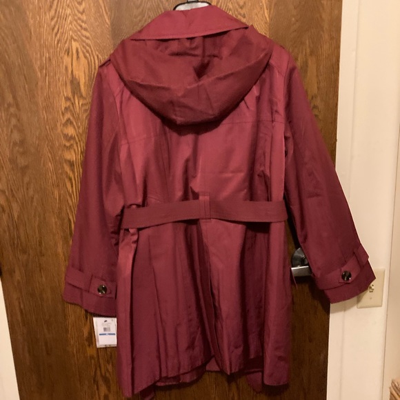 NWT Sophisticated Women’s XL London Fog Cosmos Trench Coat w/hood. - Picture 4 of 5